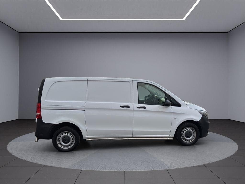 Foto 5 Mercedes VITO 116 CDI Furgón Compacta