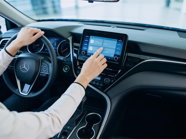 ¿Por qué el software de tu coche solo debe ser tocado por expertos?
