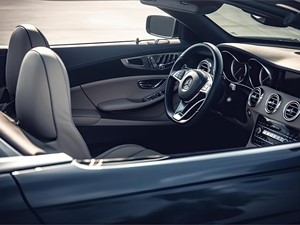¿Qué extras digitales se pueden implementar en un Mercedes-Benz?