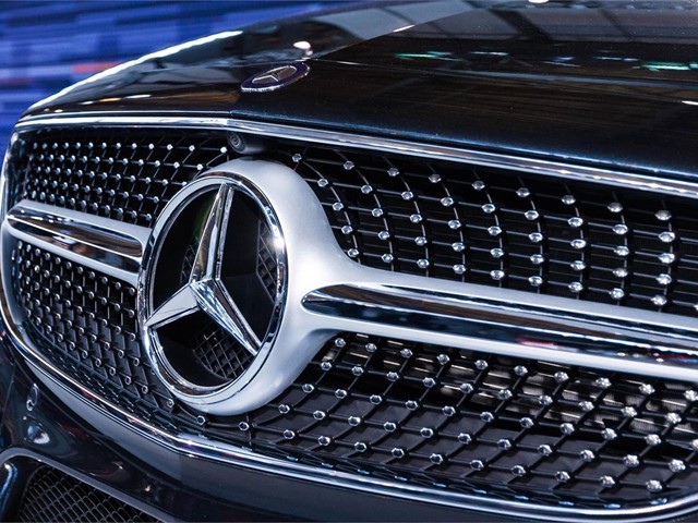 Utilizamos solo recambios Mercedes-Benz